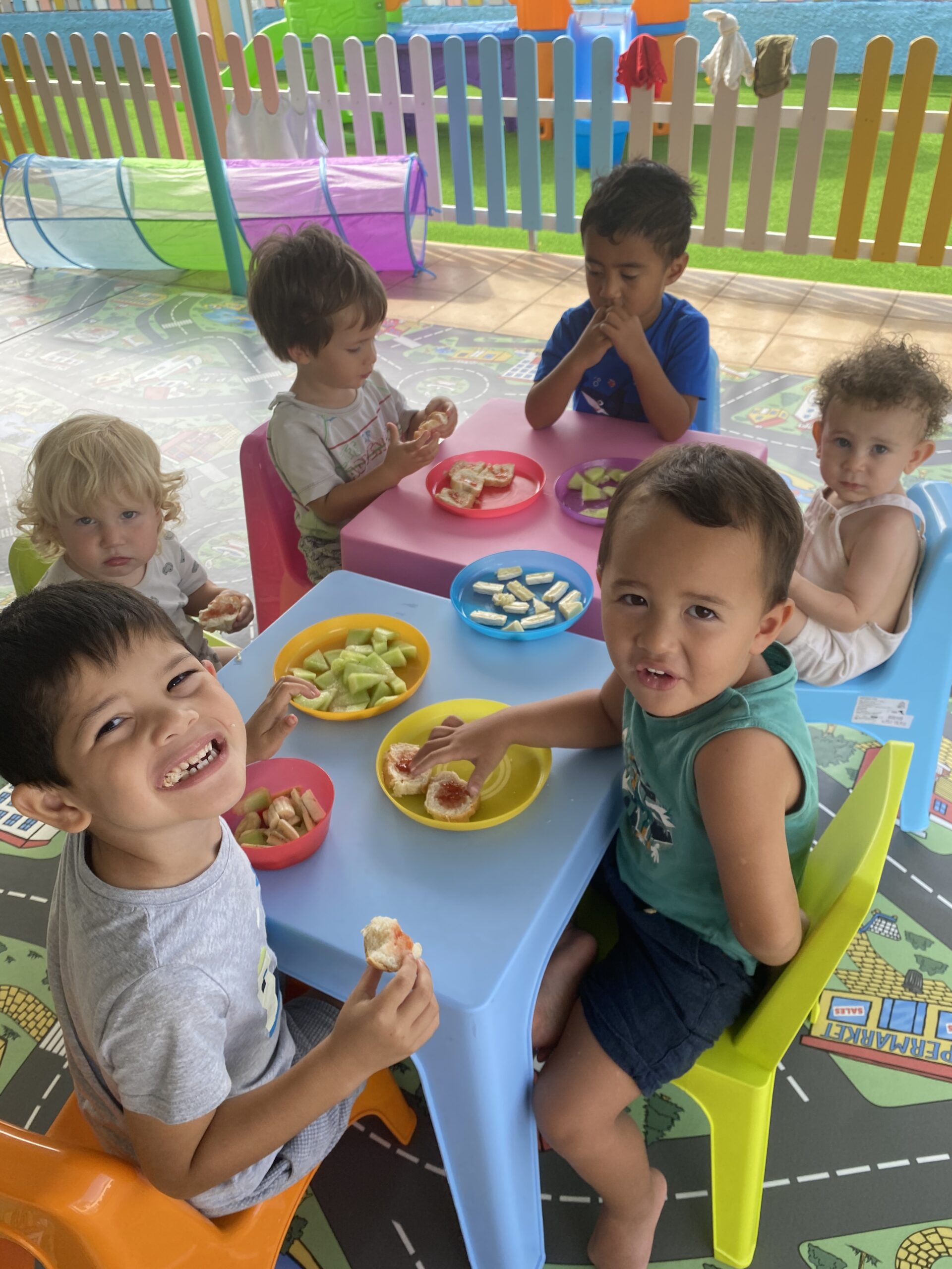 Crèche à Pirae proposant des repas adaptés aux jeunes enfants à Tahiti.